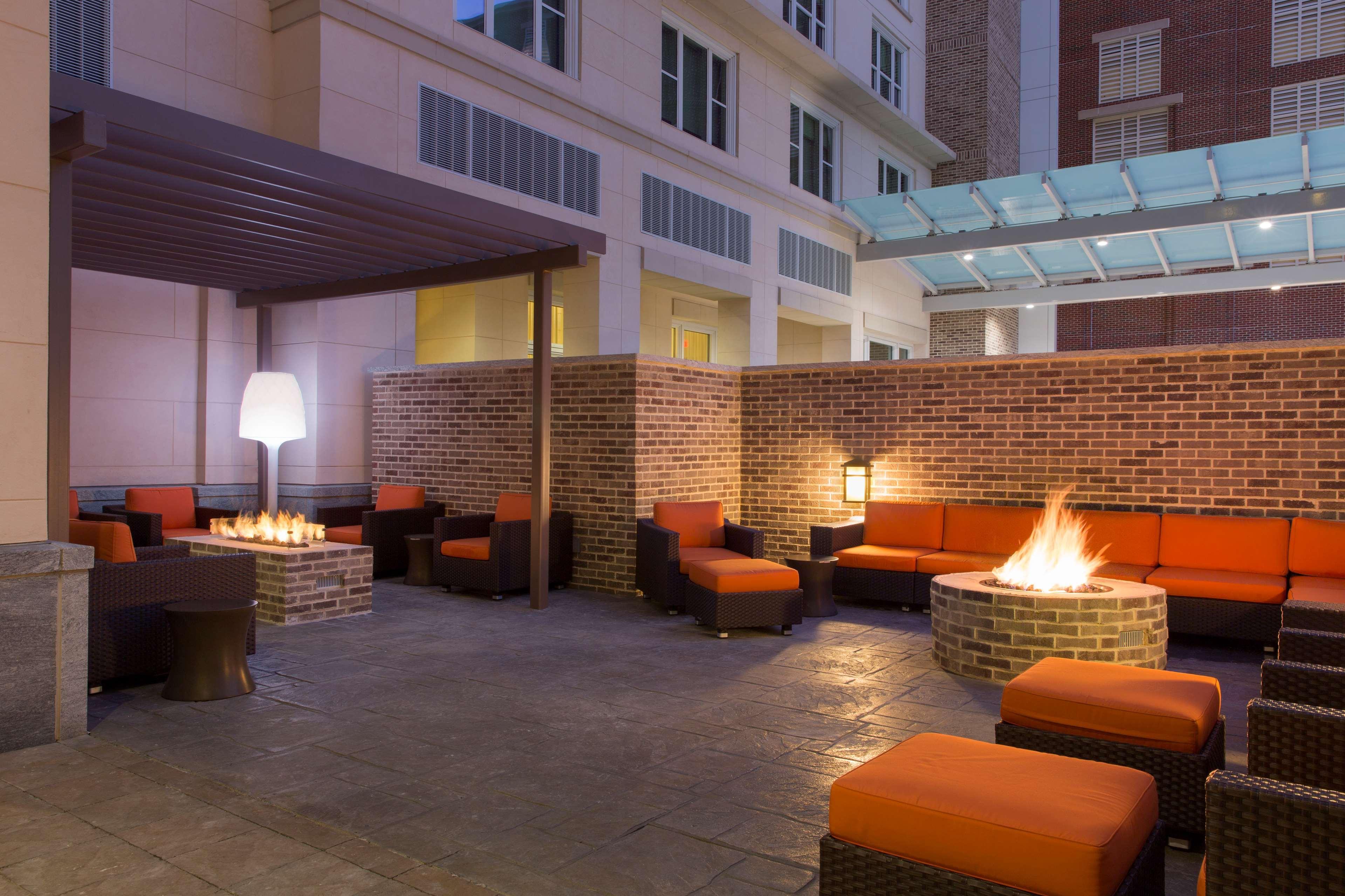 Hyatt House Charleston - Historic District Hotel Bagian luar foto